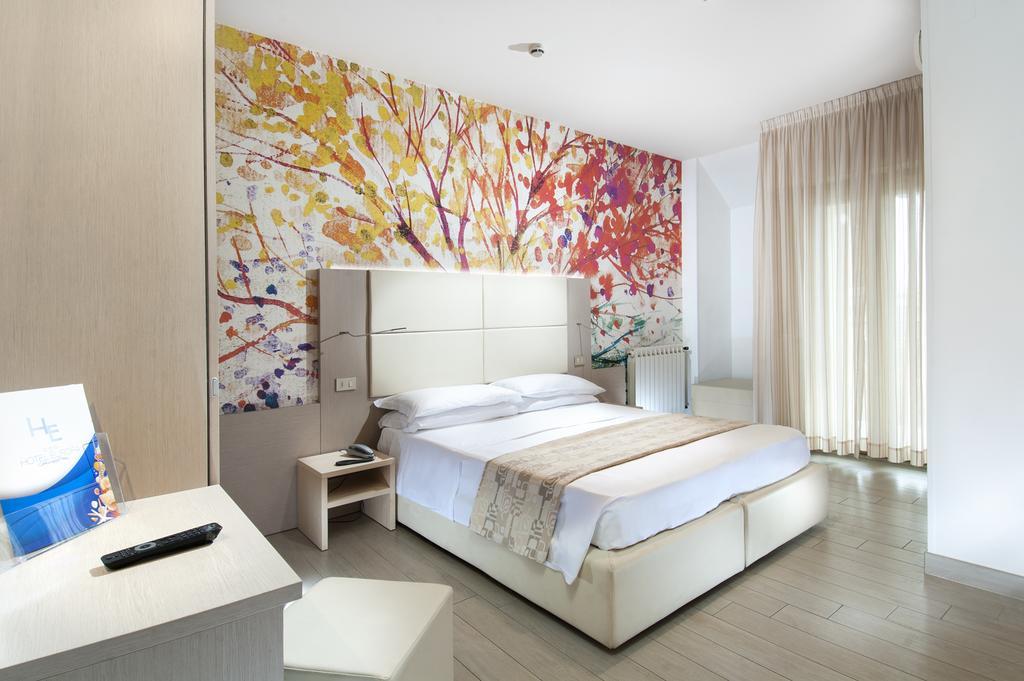 Hotel Europa Cupra Marittima Buitenkant foto